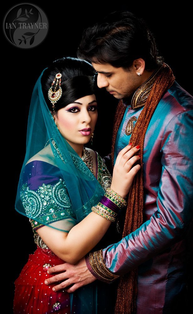 Romantic and engagement photography by Ian Trayner. Asian bridal style.