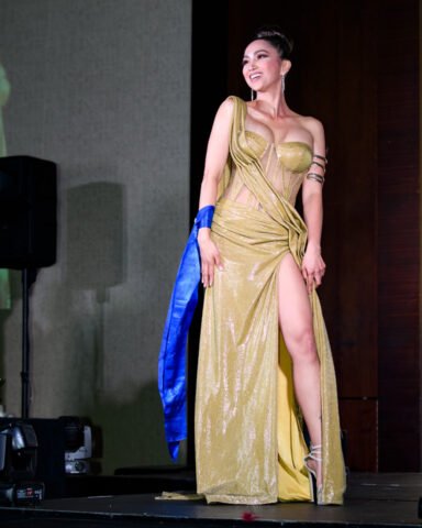 Anette Newman winning "Miss Elite Universe" in 2025